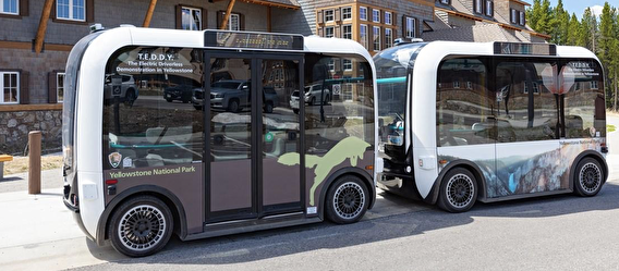 Autonomous shuttles in Yellowstone